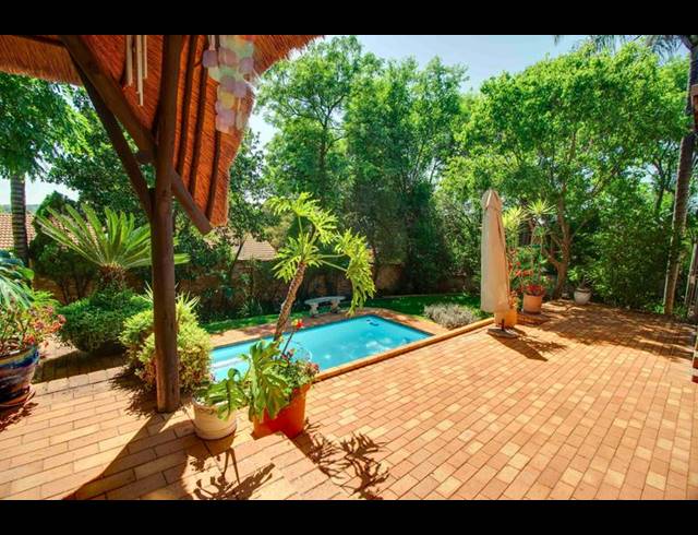 4 BEDROOM HOUSE FOR SALE IN HELDERKRUIN